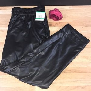 Anne Klein Anne Black Women's Faux Leather Pull On Ankle Pants